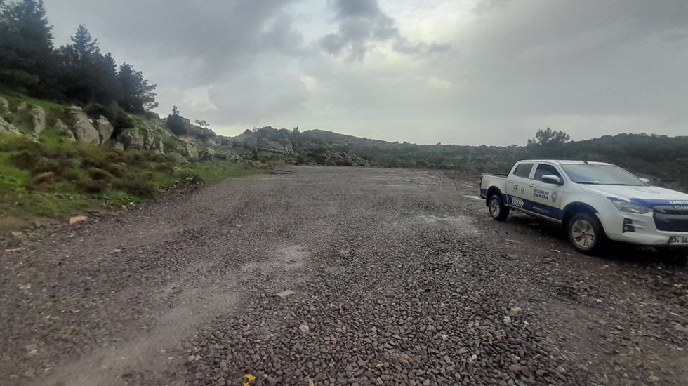 Zabıta ekipleri ka&ccedil;ak hafriyat denetiminde