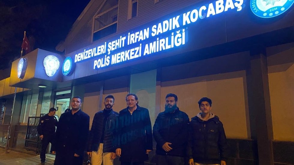 Zafer Partili gen&ccedil;lere Irak uyruklu 6 sığınmacı tarafından saldırı&hellip;