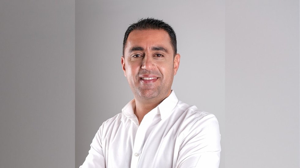 Av. Emrah Kozay kimdir?