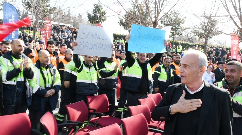 Başkan Çebi’den belediye işçilerine yüzde 76 zam