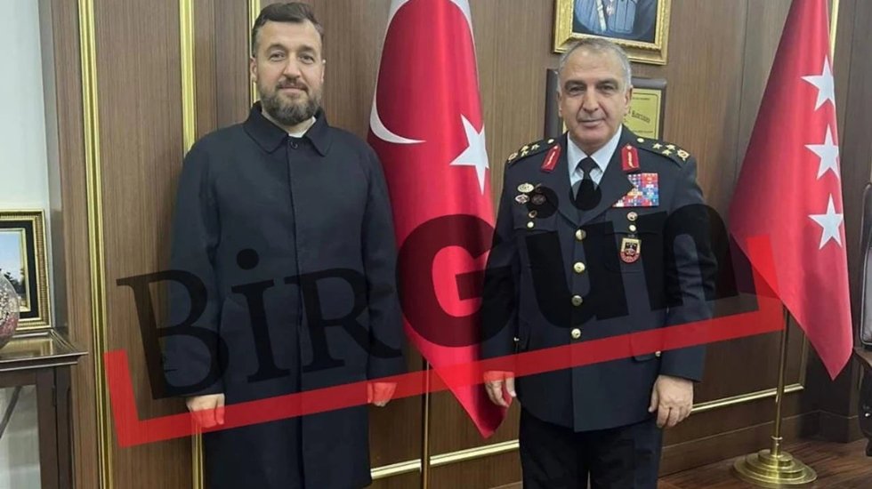 Menzil Cemaati&rsquo;nin b&uuml;rokrasi vekili korgeneralin makamında!
