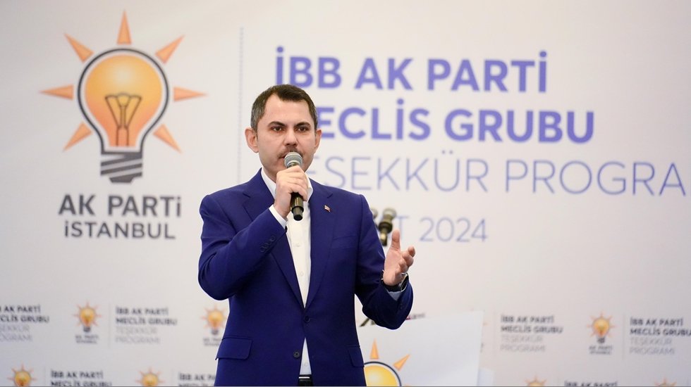 Murat Kurum, muhalefet adayı gibi konuştu: 'Y&uuml;ksek aidat artışlarına izin vermeyeceğiz'