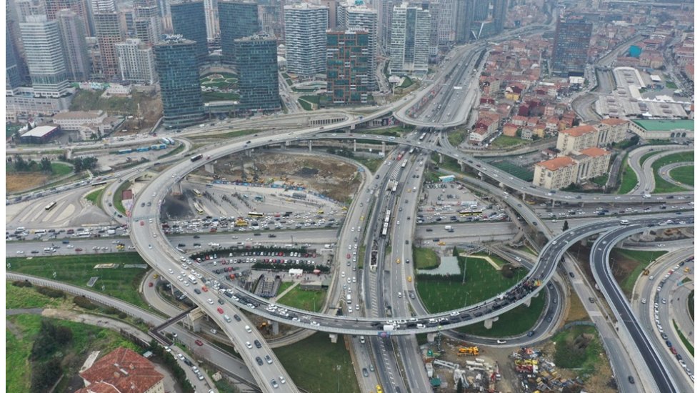 Anadolu yakasında trafiği rahatlatacak, 'D-100 Karayolu Uzunçayır Kavşağı' açıldı...