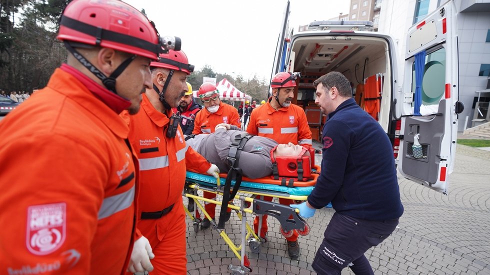 Çalık: Maalesef İstanbul depremini bekliyoruz...