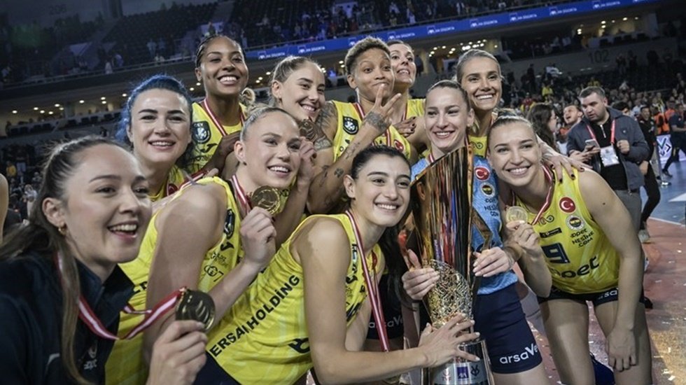 Kupa Voley'de 4. kez şampiyon Fenerbahçe!