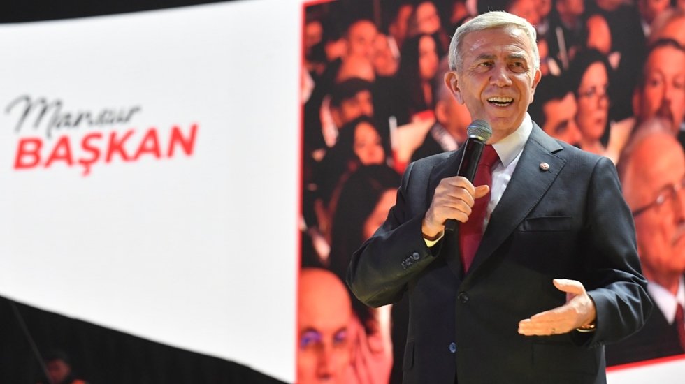 Mansur Yavaş&rsquo;tan Turgut Altınok&rsquo;a b&uuml;y&uuml;k fark&hellip;