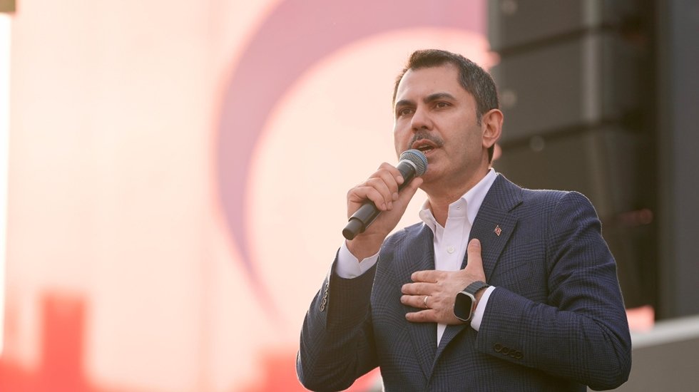 Sorumluluk karmaşası! Murat Kurum, topu AFAD ve DEDAŞ&rsquo;a attı!