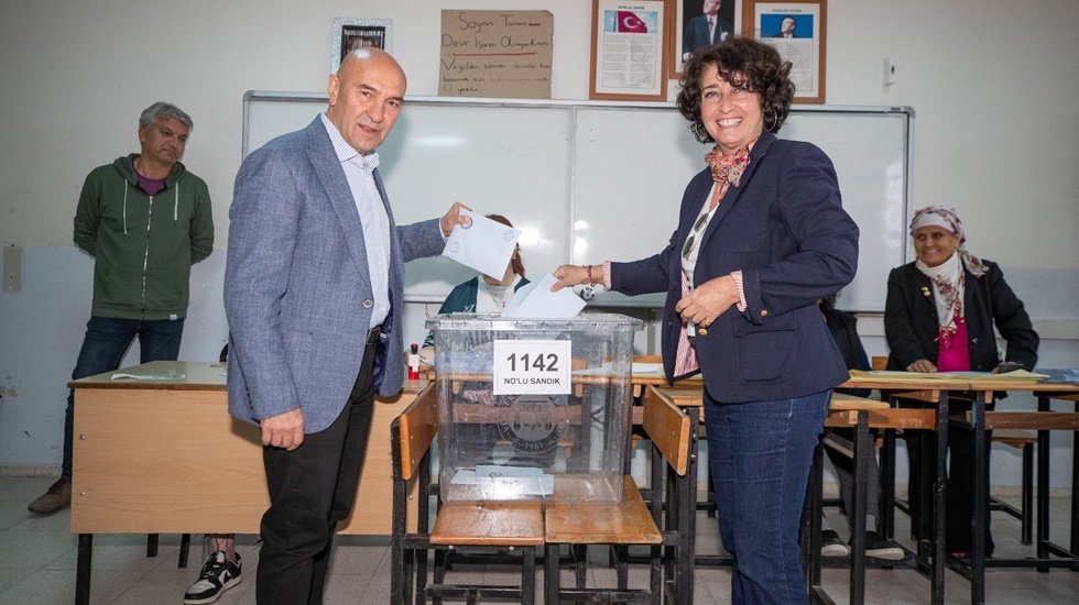 Tun&ccedil; Soyer: &ldquo;Bug&uuml;n demokrasi g&uuml;n&uuml;&rdquo;