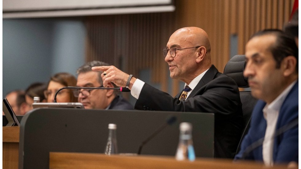 Tun&ccedil; Soyer: &ldquo;Bug&uuml;ne kadarki hattımız İzmir B&uuml;y&uuml;kşehir Belediyesi&rsquo;ydi. Bundan sonra sathımız, sine-i millettir&rdquo;