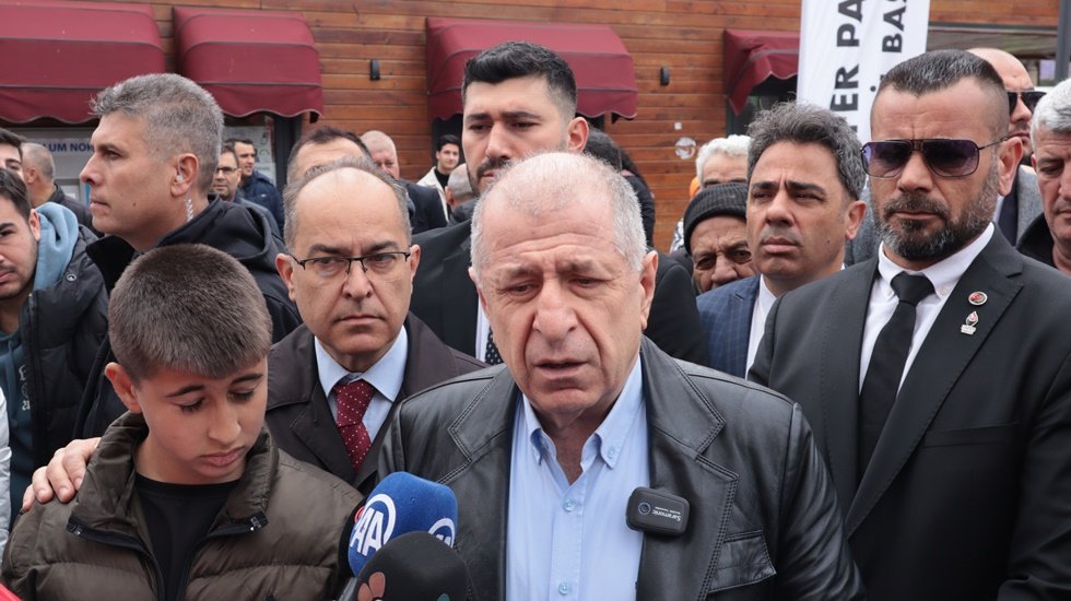 &Uuml;mit &Ouml;zdağ: &ldquo;MHP&rsquo;li kardeşlerim; Zafer Partisi&rsquo;ne oy verin&rdquo;