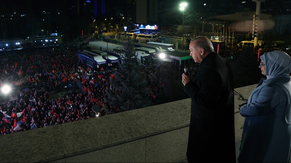AKP kurulduğundan buyana İlk kez ikinci parti&hellip;