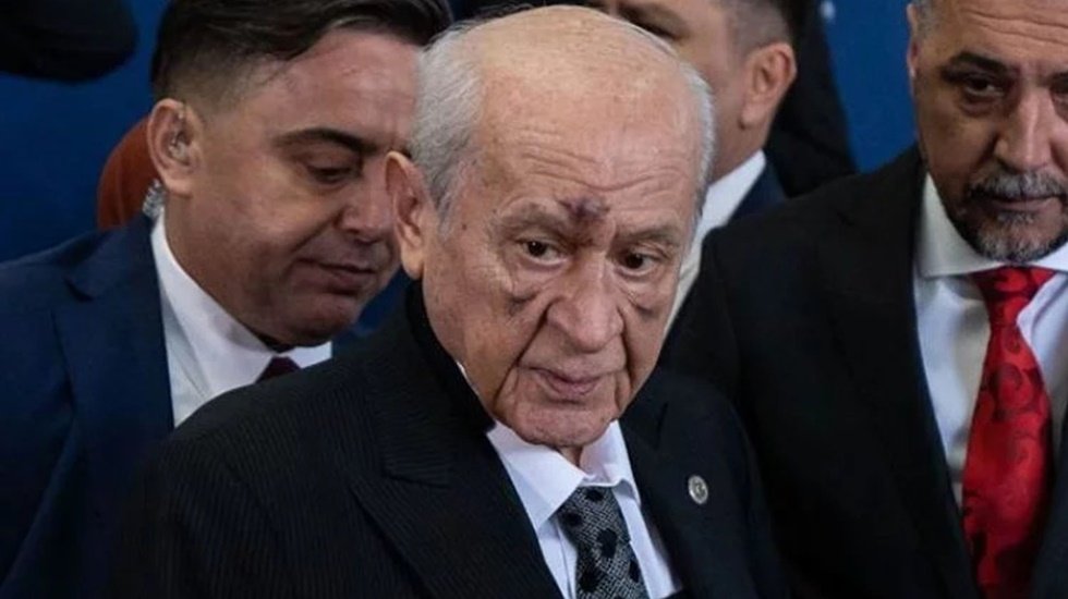 Bah&ccedil;eli'den se&ccedil;imlere ilişkin ilk yorum: "Erdoğan'a desteğimiz sonuna kadar arkasındadır"