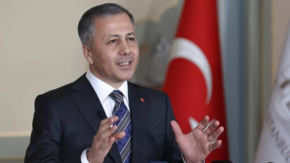Bakan Yerlikaya açıkladı: 'Bunu yapanların ehliyetleri iptal edilecek'