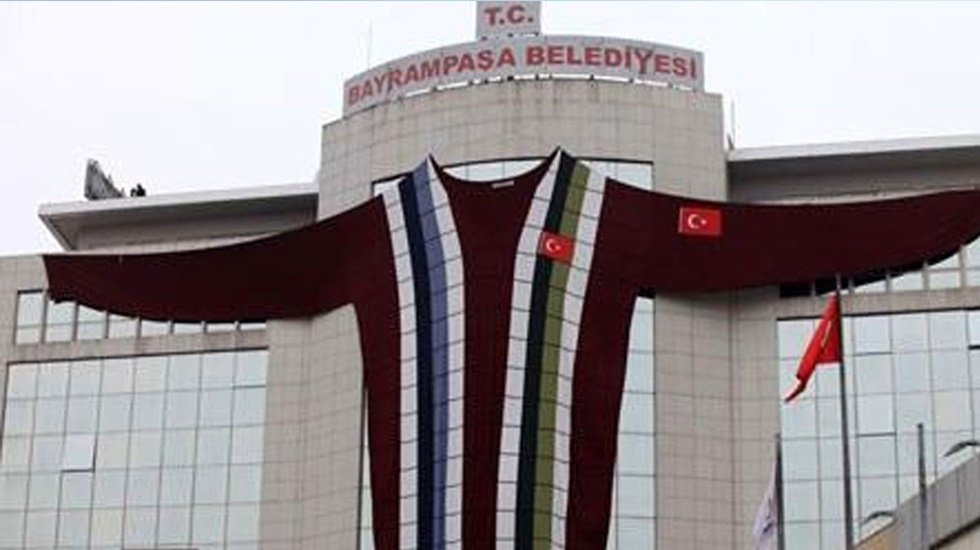 CHP’nin kazandığı Bayrampaşa’da, yıllarca halktan gizlenen Belediye Meclisi canlı yayınlanacak