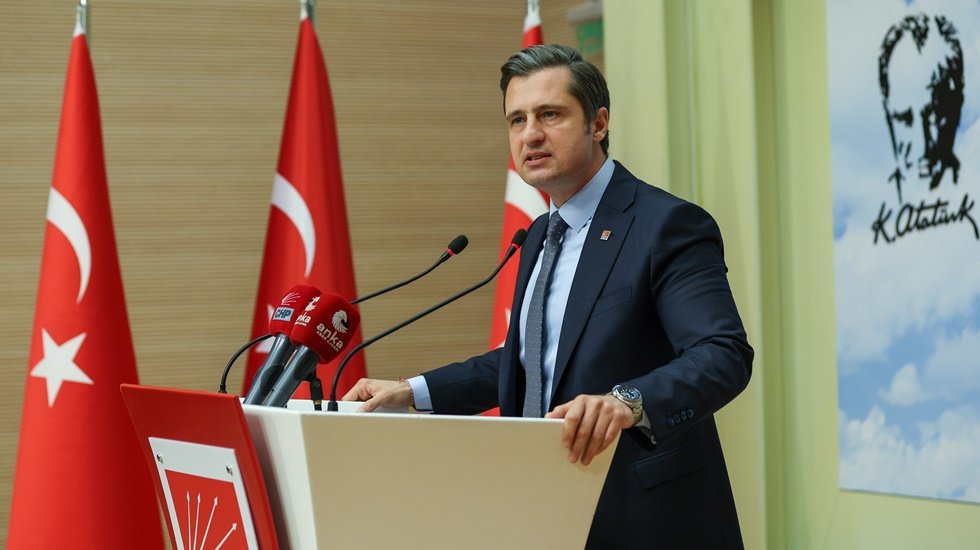 CHP Parti S&ouml;zc&uuml;s&uuml; Deniz Y&uuml;cel: "Bah&ccedil;eli beğenmediği soruya kızar, soruyu soran gazeteciyi de azarlar"