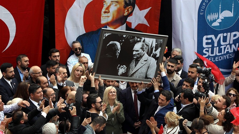 Ey&uuml;psultan Belediye Başkanı &Ouml;zmen: Daha yolun başındayız, gidecek &ccedil;ok yolumuz var...
