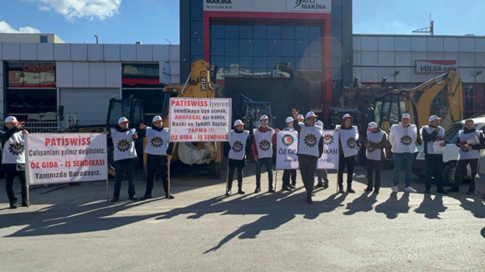 Patiswiss iş&ccedil;isi: &ldquo;Hijyen koşulları k&ouml;t&uuml;yd&uuml;. Fabrikada hamam b&ouml;ceği gibi b&ouml;cekler &ccedil;ıkıyordu&rdquo;