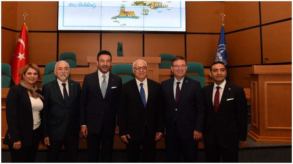 İstanbul Boğazı Belediyeler Birliği Başkanlığına Rıza Akpolat Seçildi