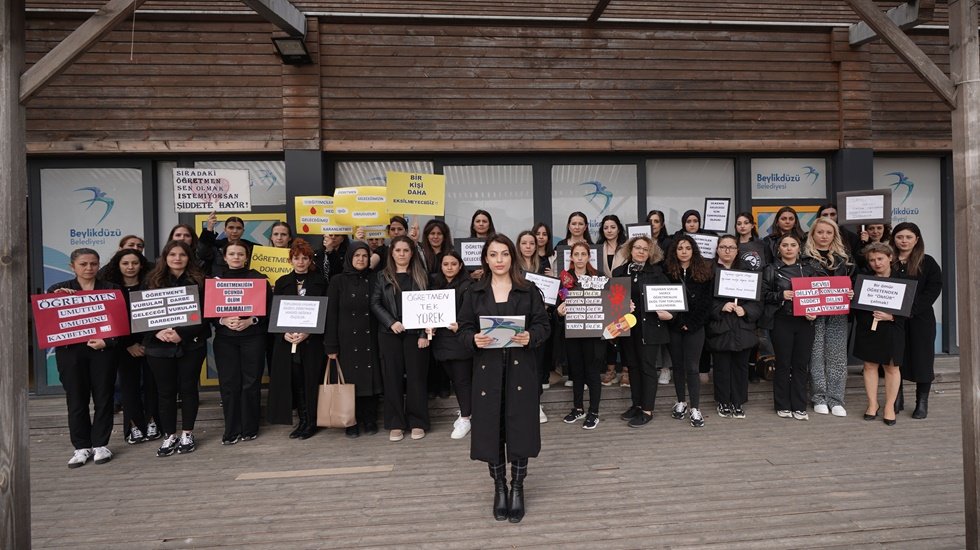 Meslektaşları katledilen &ouml;ğretmen İbrahim Oktugan&rsquo;ı andı: Akan kan hepimizin kanıdır