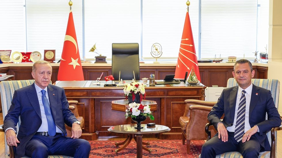 90 dakika s&uuml;ren g&ouml;r&uuml;şmede neler konuşuldu?