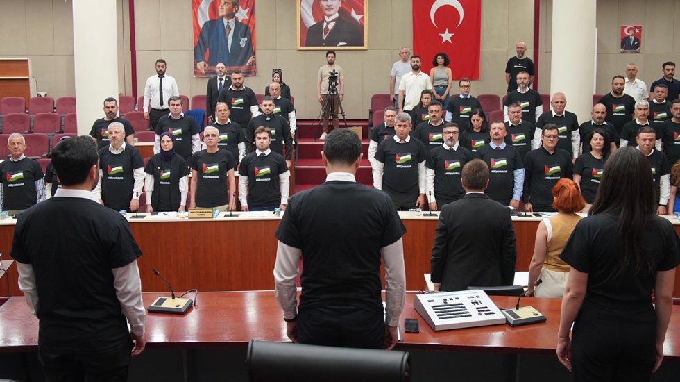 Avcılar Belediyesi Meclis Üyeleri'nden Filistin’e destek...