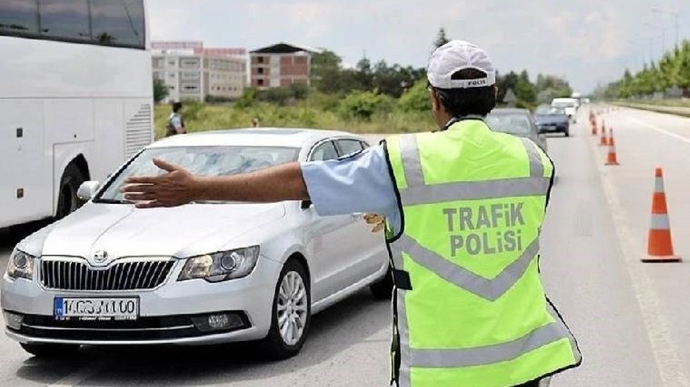 Binlerce s&uuml;r&uuml;c&uuml;ye ceza kesildi&hellip;