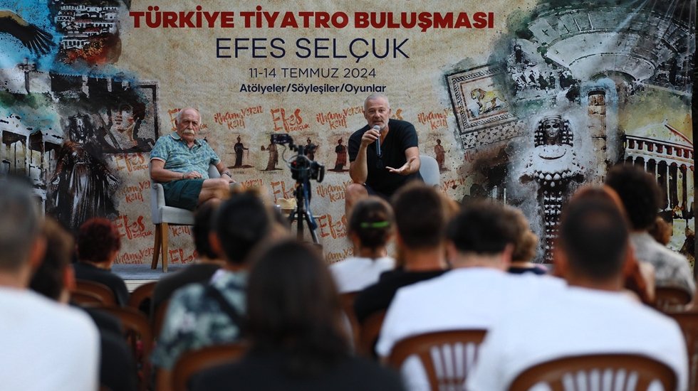 17. Uluslararası Türkiye Tiyatro Buluşmasının son gününde yoğun ilgi...