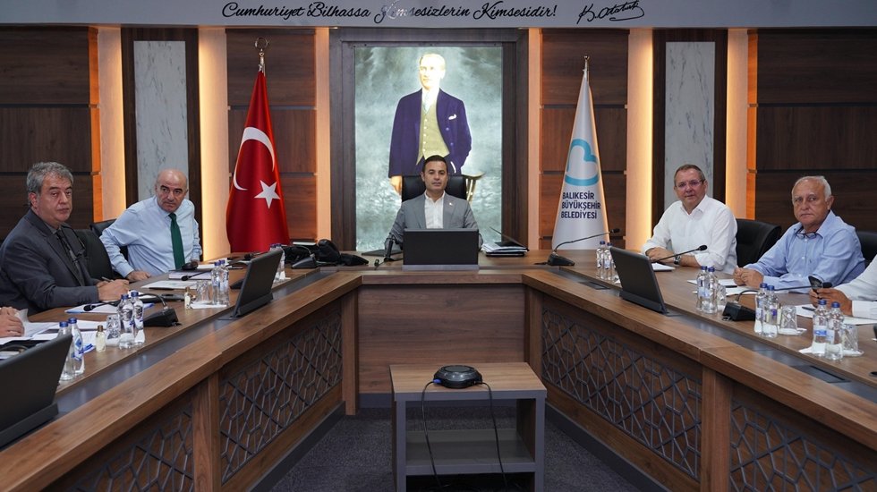 Balıkesir B&uuml;y&uuml;kşehir ve Ayvalık Belediyesi işbirliğinde projeler tamamlanacak