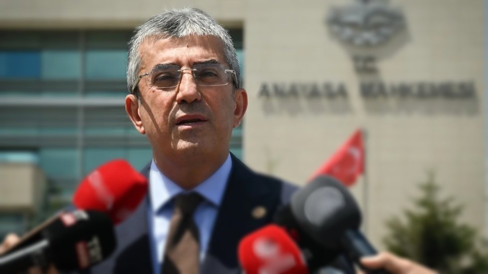 G&uuml;naydın: "Emekliye 12 bin lira veremezken bir yemeğe 168 bin lirayı veren adam AYM &uuml;yesi"