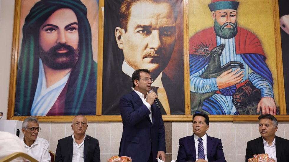 Muharrem matemine katılan İmamoğlu: 'Cemevleri Alevilerin ibadethanesidir, nokta'