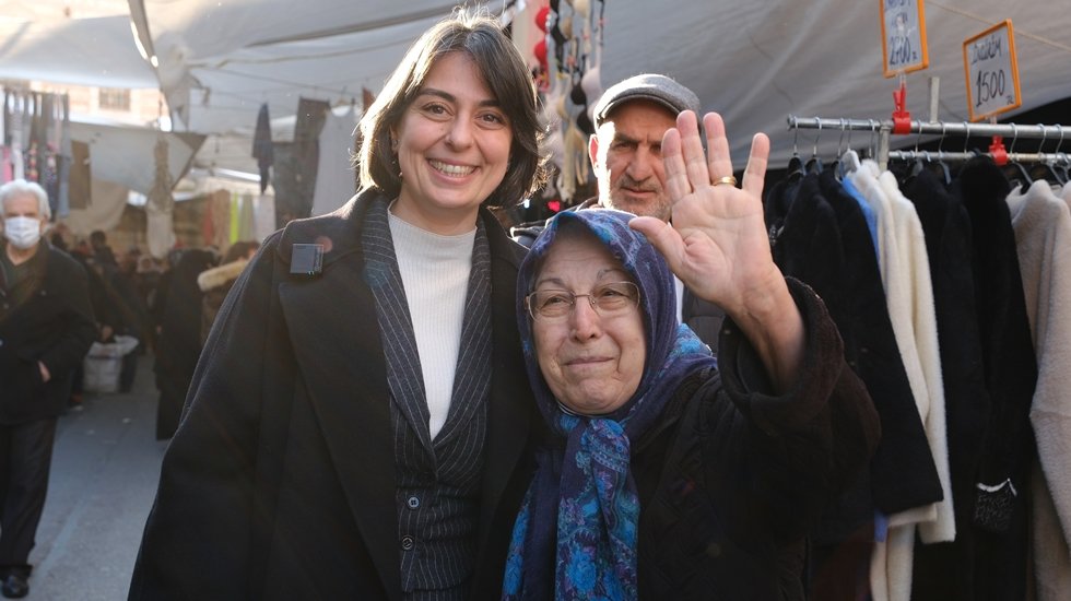 Üsküdar Belediyesi’nin “Emeklilere Pazar Alışverişi Desteği” devam ediyor