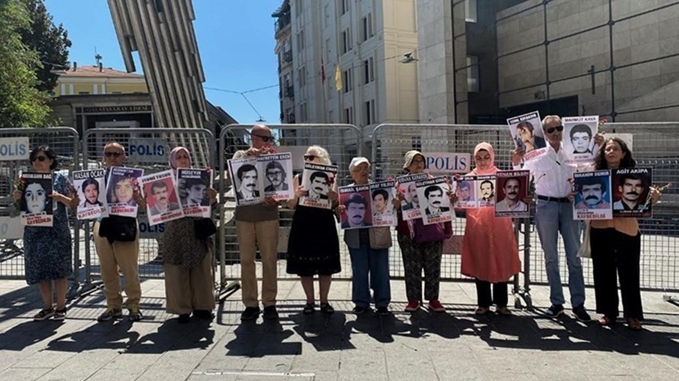 Cumartesi Anneleri 1010. haftasında: S&uuml;leyman Cihan i&ccedil;in toplandı&hellip;