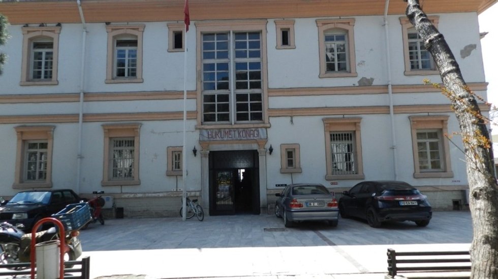 Erdek Adliyesi&rsquo;nin i&ccedil;ler acısı durumu!