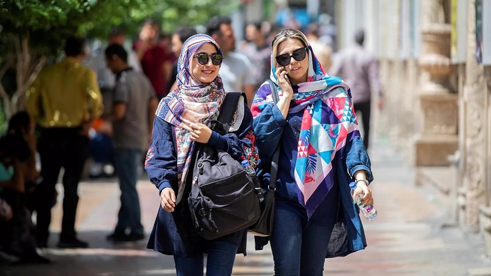 Ahlak polisi kadınları artık 'rahatsız etmeyecek'
