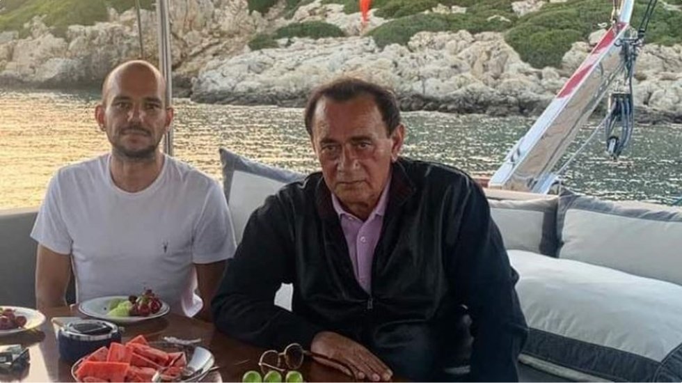 Alaattin &Ccedil;akıcı'ya yakınlığı ile bilinen iş insanı &ouml;ld&uuml;r&uuml;ld&uuml;