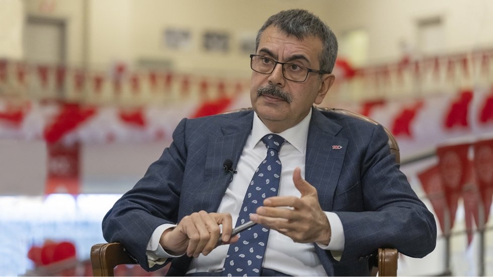 DEVA Partili Ekmen’den Bakan Tekin’e soru yağmuru…