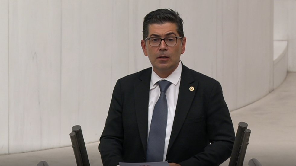 CHP'li Halıcı &ldquo;Isparta maalesef eğitim ve yurt konusunda bir skandallar şehri oldu&rdquo;