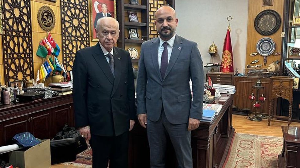 D&uuml;n Bah&ccedil;eli'ye davetiye veren il başkanı bug&uuml;n istifa etti