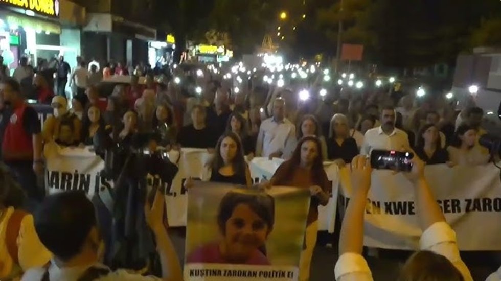 &lsquo;Narin'e ne oldu?&rsquo; diye soran gen&ccedil;lere g&ouml;zaltı&hellip;