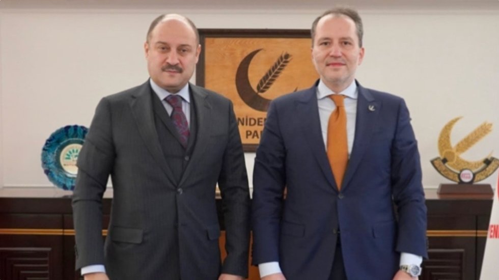 Erbakan'dan G&uuml;lpınar a&ccedil;ıklaması: "Kendisi i&ccedil;in 'sirk cambazı' ve 'Z&uuml;b&uuml;k' diyen apıya giderse..."