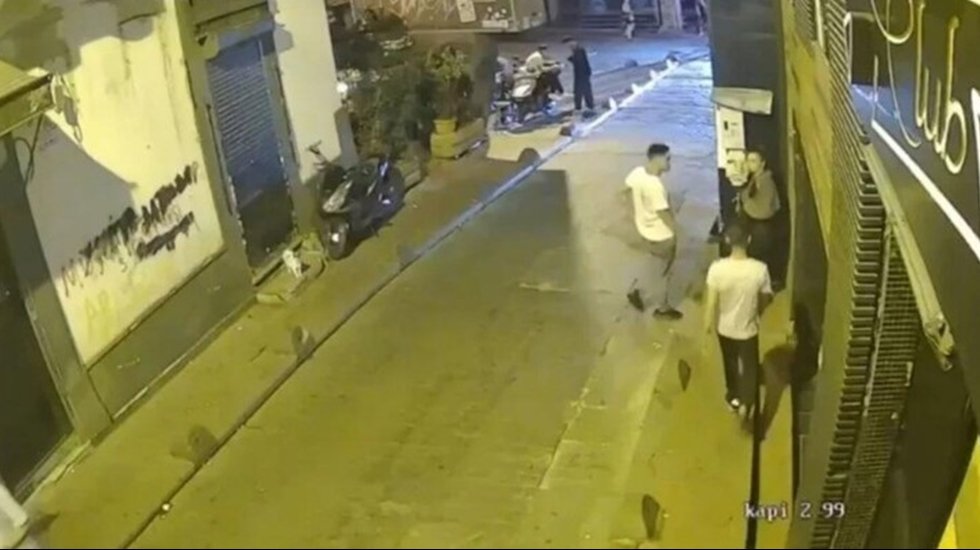 Beyoğlu'nda kadına yönelik tacizcilerin serbest bırakılması tepki…