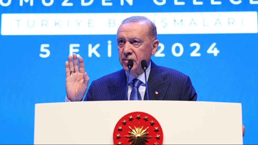 Erdoğan'dan Kılı&ccedil;daroğlu&rsquo;na: &ldquo;Bir k&ouml;şeye atılmanın hıncıyla sosyal medyadan s&uuml;rekli sağa sola saldırıyor&rdquo;