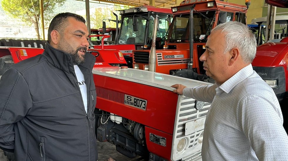 Geçen sene bir kilo zeytin sattığınızda, iki litre mazot alınıyordu, şimdi ancak bir litre mazot alabiliyorsun...