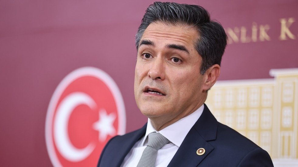 Kavuncu: “Asgari ücret kararı emekliler için alınacak kararın habercisi”
