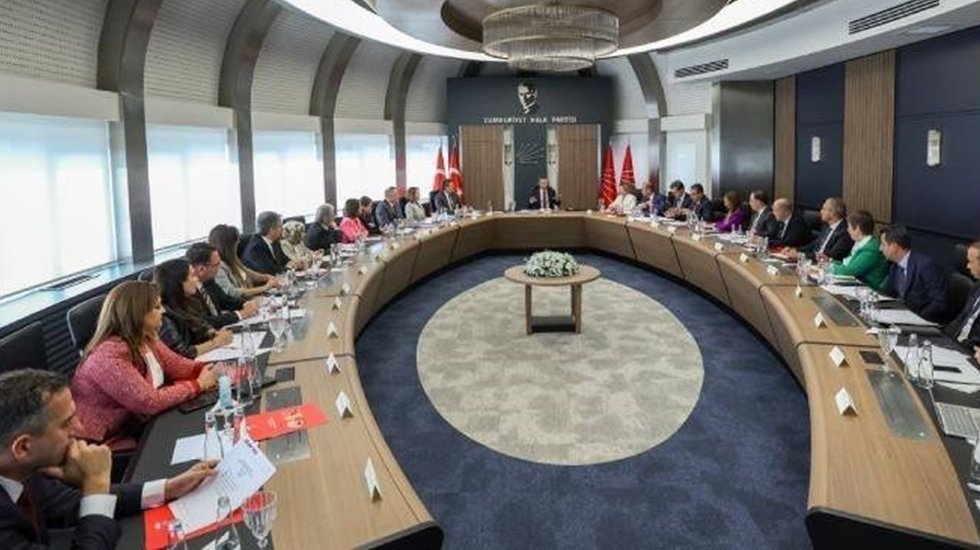 TUSAŞ saldırısı sonrası olağan&uuml;st&uuml; toplanan CHP'de neler konuşuldu?