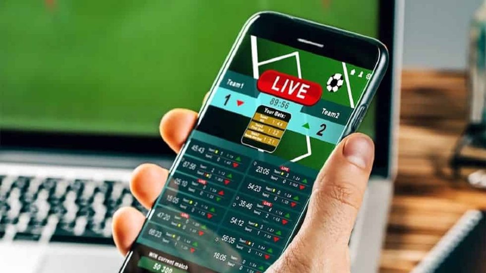 Babacan: &ldquo;İktidar herkesin cebine bir kumarhane a&ccedil;tı&rdquo;