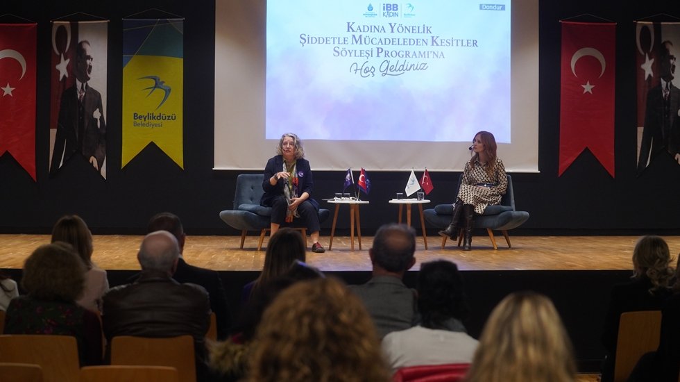 Beylikdüzü ‘25 Kasım Kadına Yönelik Şiddetle Mücadele Günü’nde Hacer Foggo’yu ağırladı.