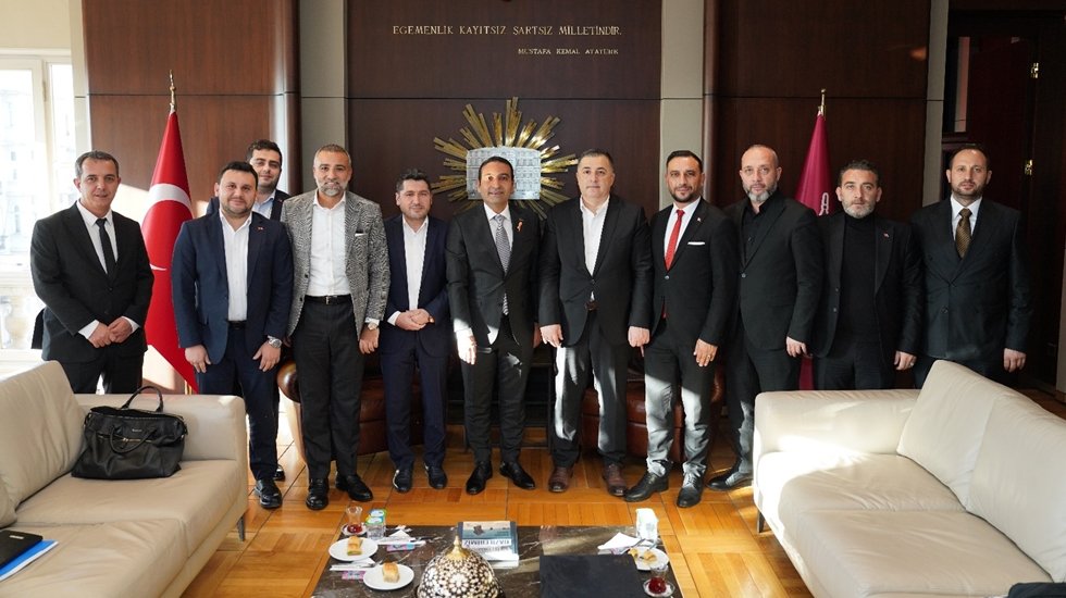 Beyoğlu Belediyesi&rsquo;nde &ccedil;alışanların maaşına y&uuml;zde 40 zam