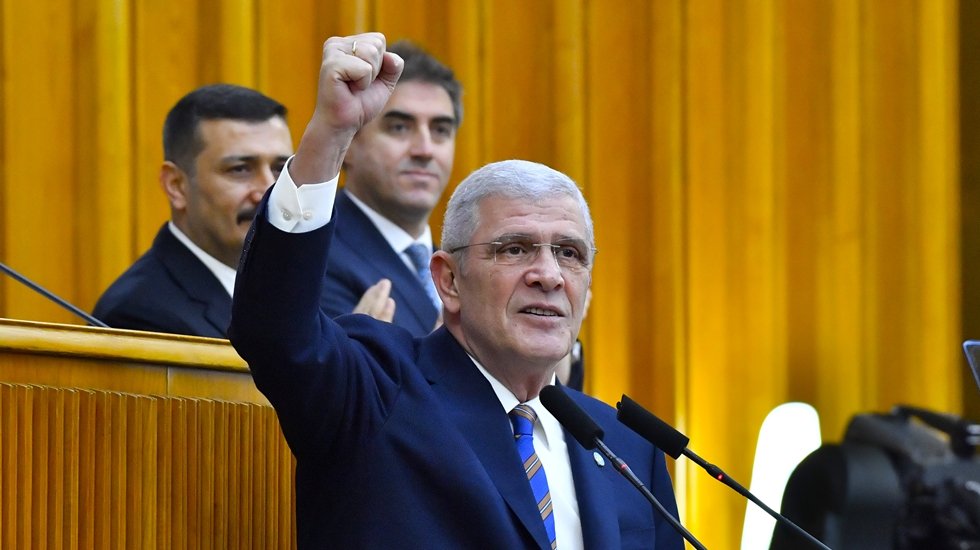 Dervişoğlu'nun 'topa&ccedil;' benzetmesine, MHP'den yanıt: "Yok olma telaşının dışa vurumu"