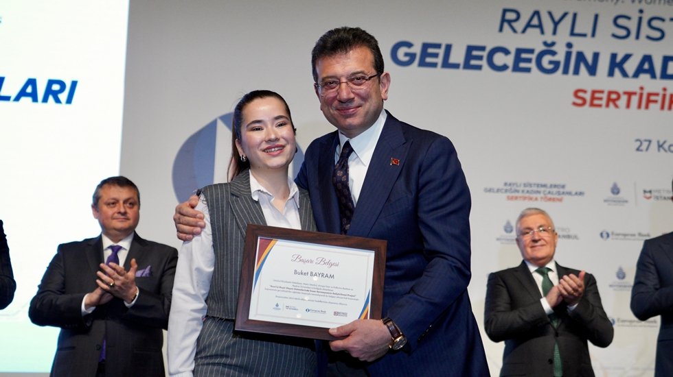 İmamoğlu: İBB&rsquo;de 12 alanda hi&ccedil; kadın &ccedil;alışan yoktu, şimdi y&uuml;zlerce var